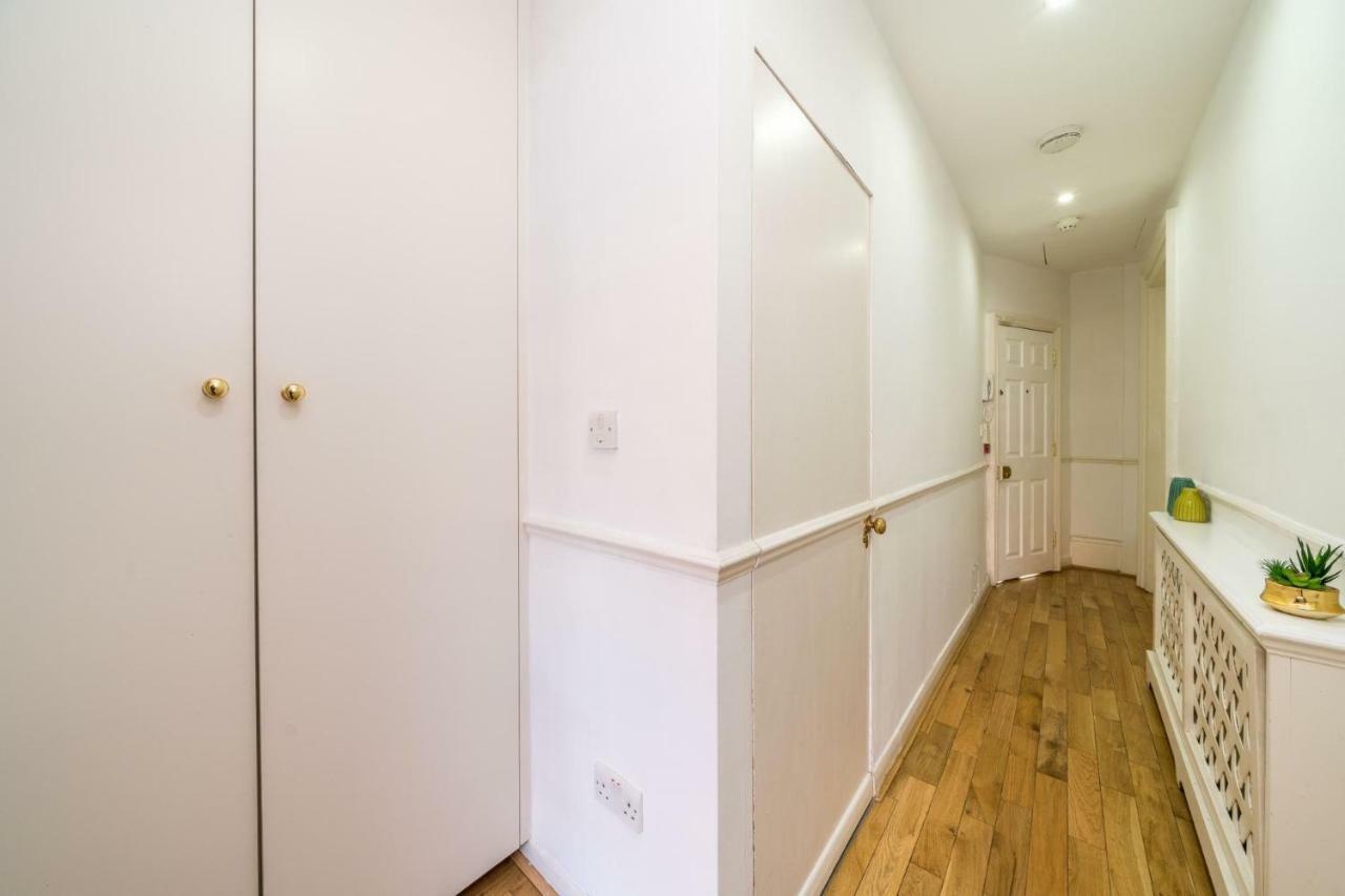 New 1 Bedroom Earls Court Flat Centre Of 런던 외부 사진